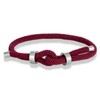 Pulsera moderna de cuerda trenzada con nudo burdeos
