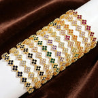 Pulsera de múltiples tréboles con cristales de colores