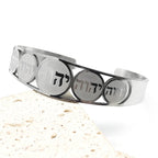 Pulsera abierta con letras en hebreo judío plata