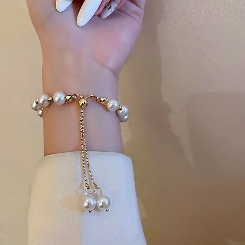 Pulsera de perlas estilo contemporáneo blanco