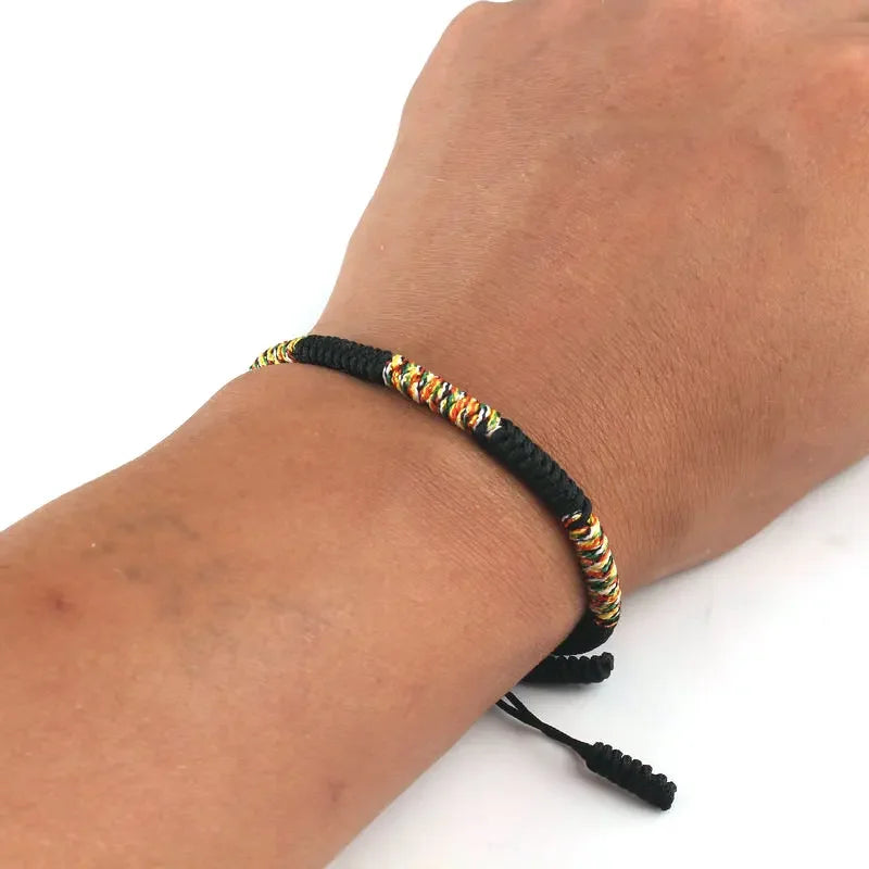 Pulsera Gourmette Budista Tibetana en Cordón