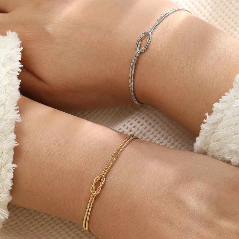 Pulsera para Pareja Nudo Entretejido Oro y Plata (Juego de 2 Pulseras)