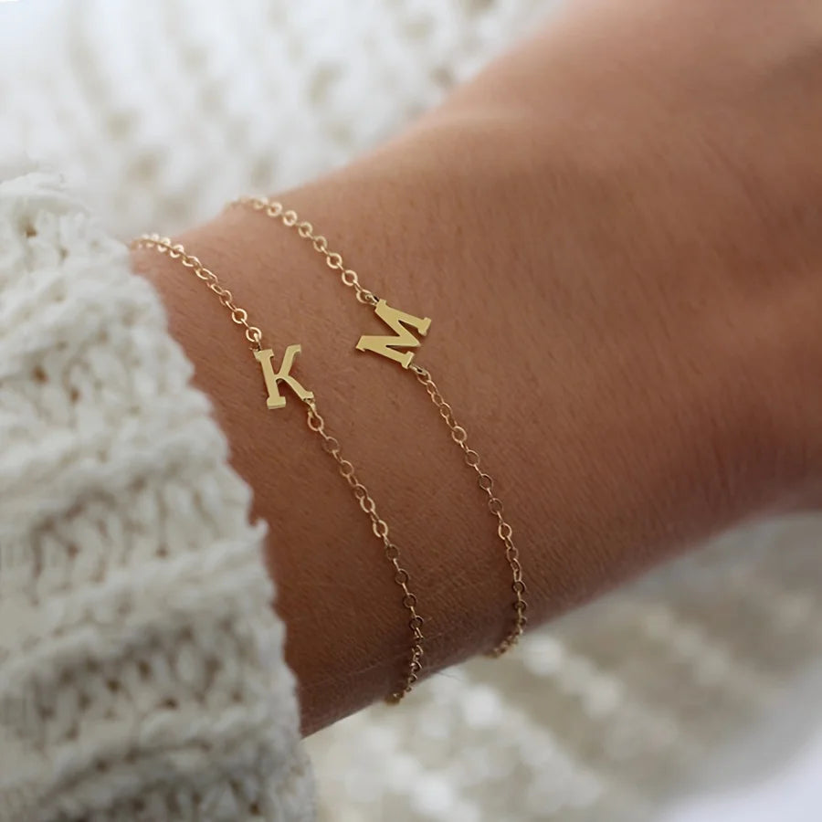 Pulsera Personalizada para Mujer con Inicial Oro m