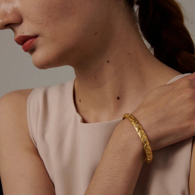 Pulsera Retro Lunas y Soles con Circonio