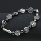 Pulsera con medallas de San Benito y Cruz de plata con medalla grande