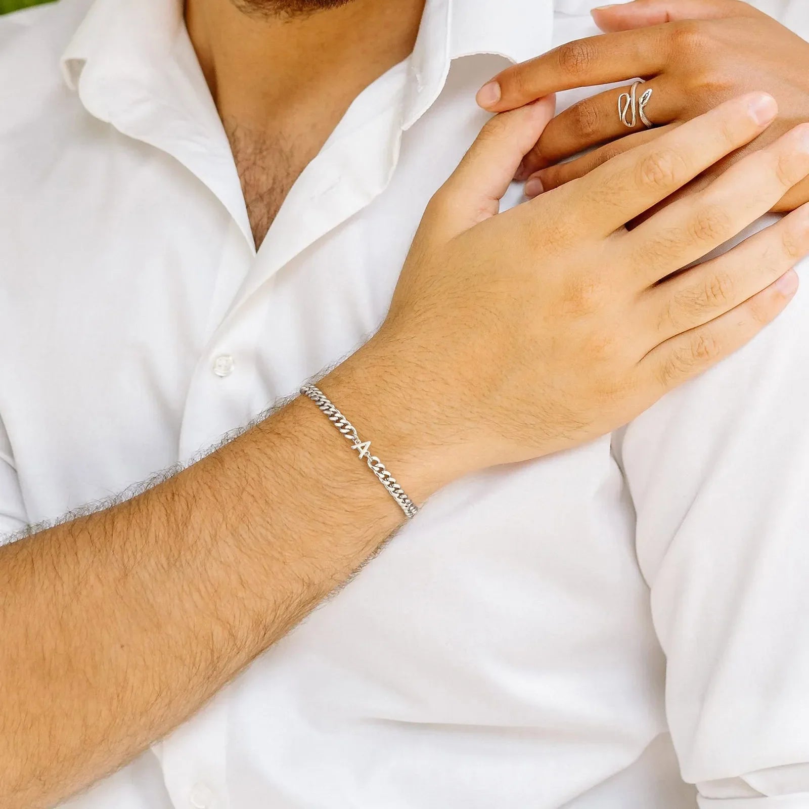 Pulsera trenzada inicial