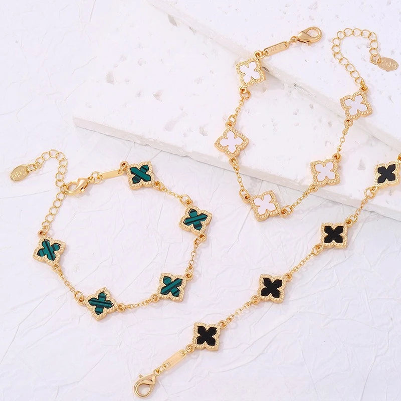 Pulsera trébol de cuatro hojas efecto nácar 