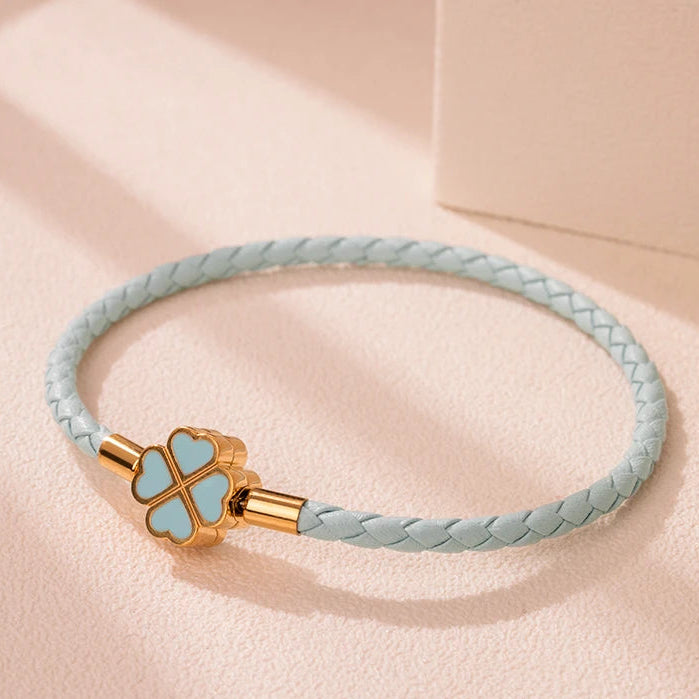 Pulsera Trenzada de Cuero con Trébol de 4 Hojas azul
