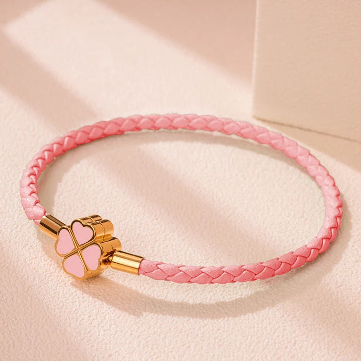 Pulsera Trenzada de Cuero con Trébol de 4 Hojas rosa
