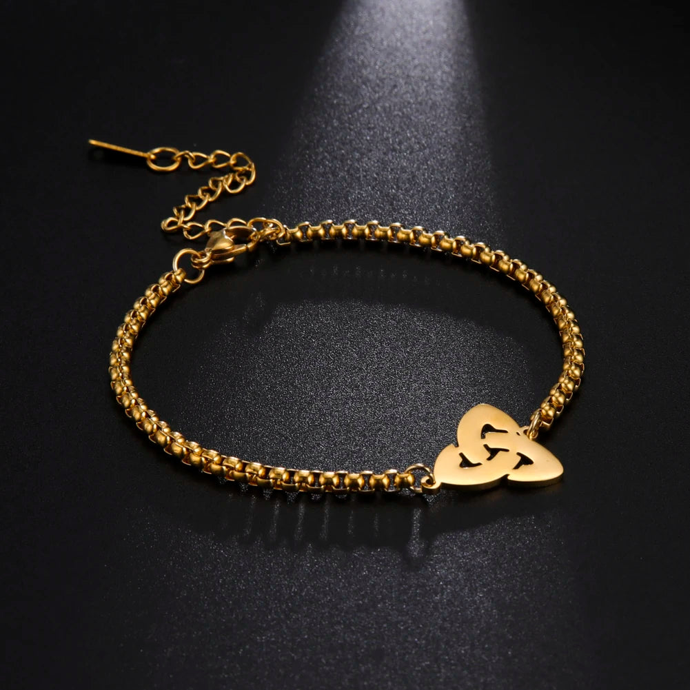 Pulsera Triquetra Nudo de la Trinidad Irlandés oro
