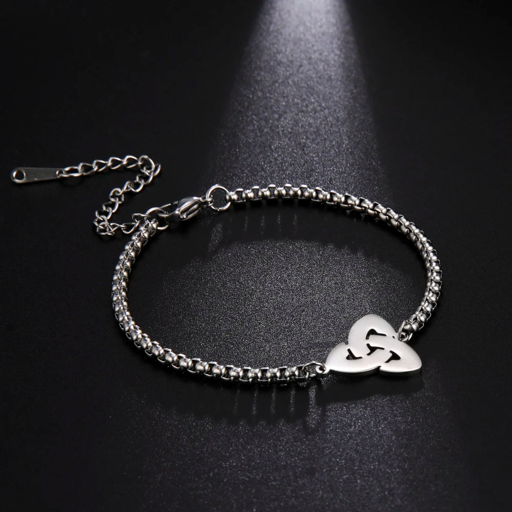 Pulsera Triquetra Nudo de la Trinidad Irlandés plata