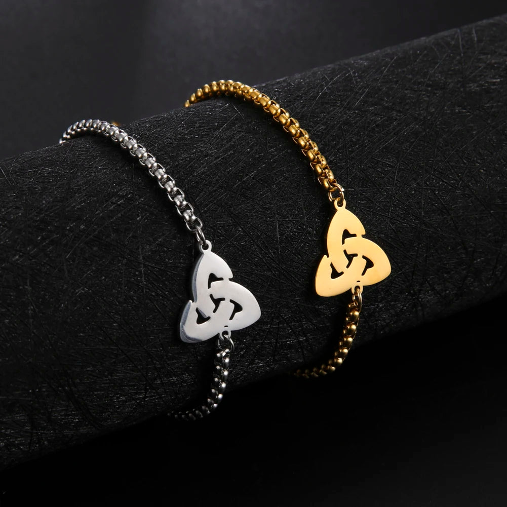Pulsera Triquetra Nudo de la Trinidad Irlandés plata