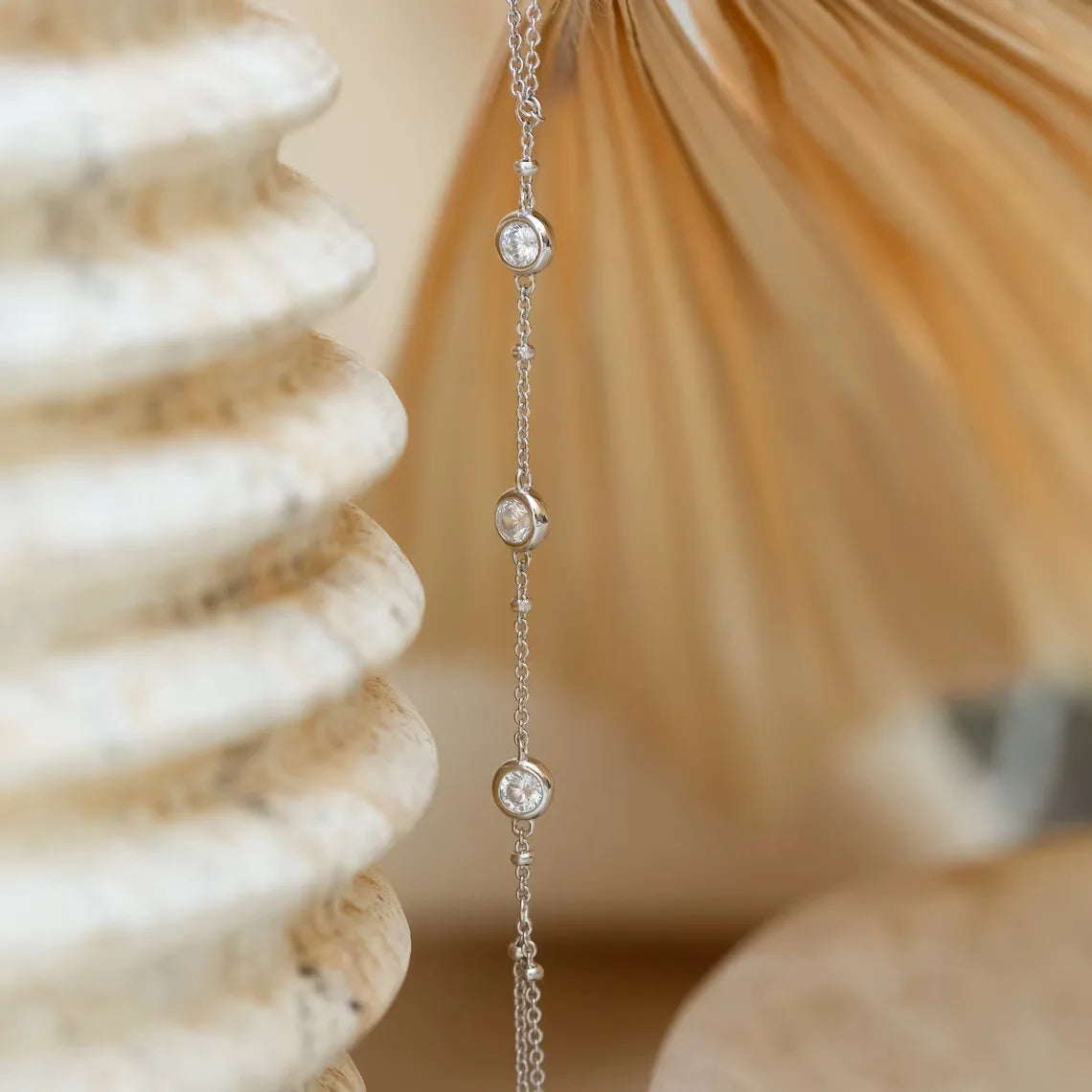 Cadena para mano y dedo con circonitas - pulsera de mano para mujer plata