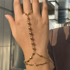 Cadena para mano y dedo corazón - pulsera de mano para mujer oro