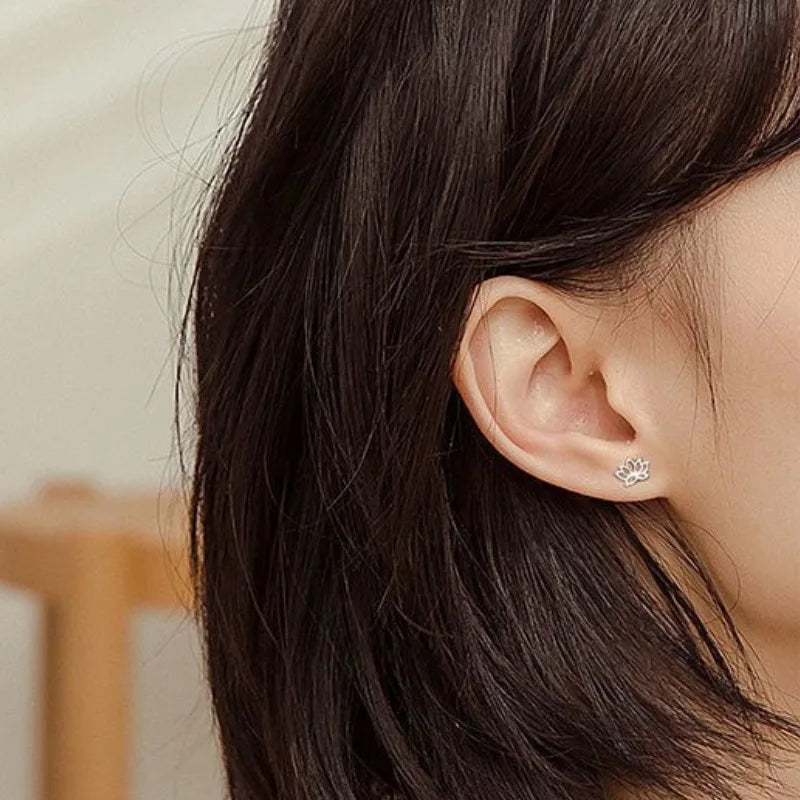 Pendientes de mujer con flores de loto