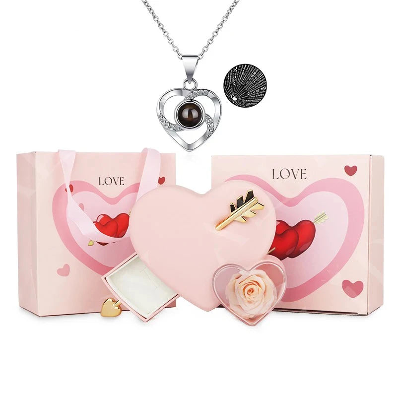 Cofre Amor Eterno con Rosa y Collar 