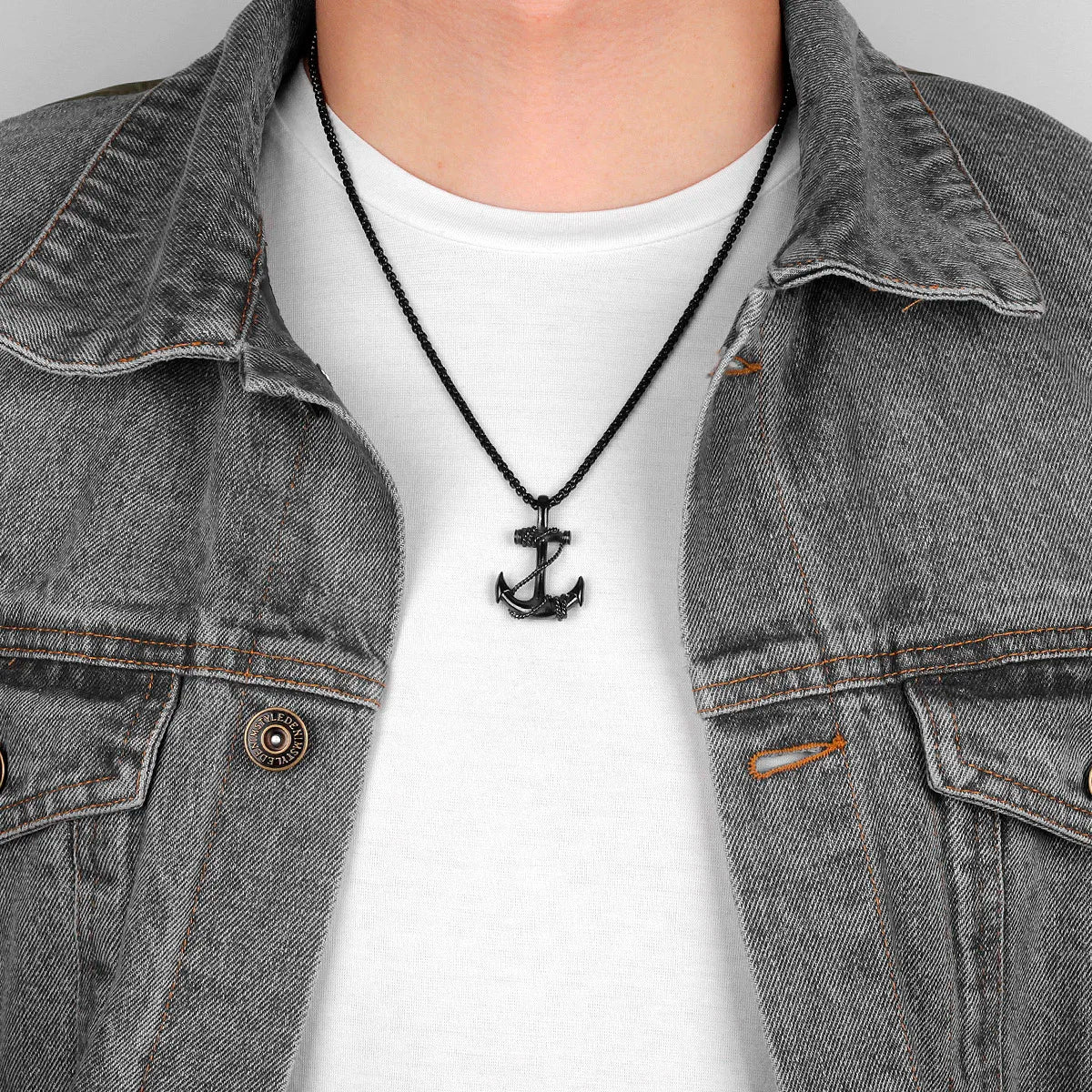 Collar ancla hombre negro