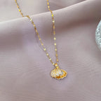 Collar Colgante Concha Vieira Strass y Perla