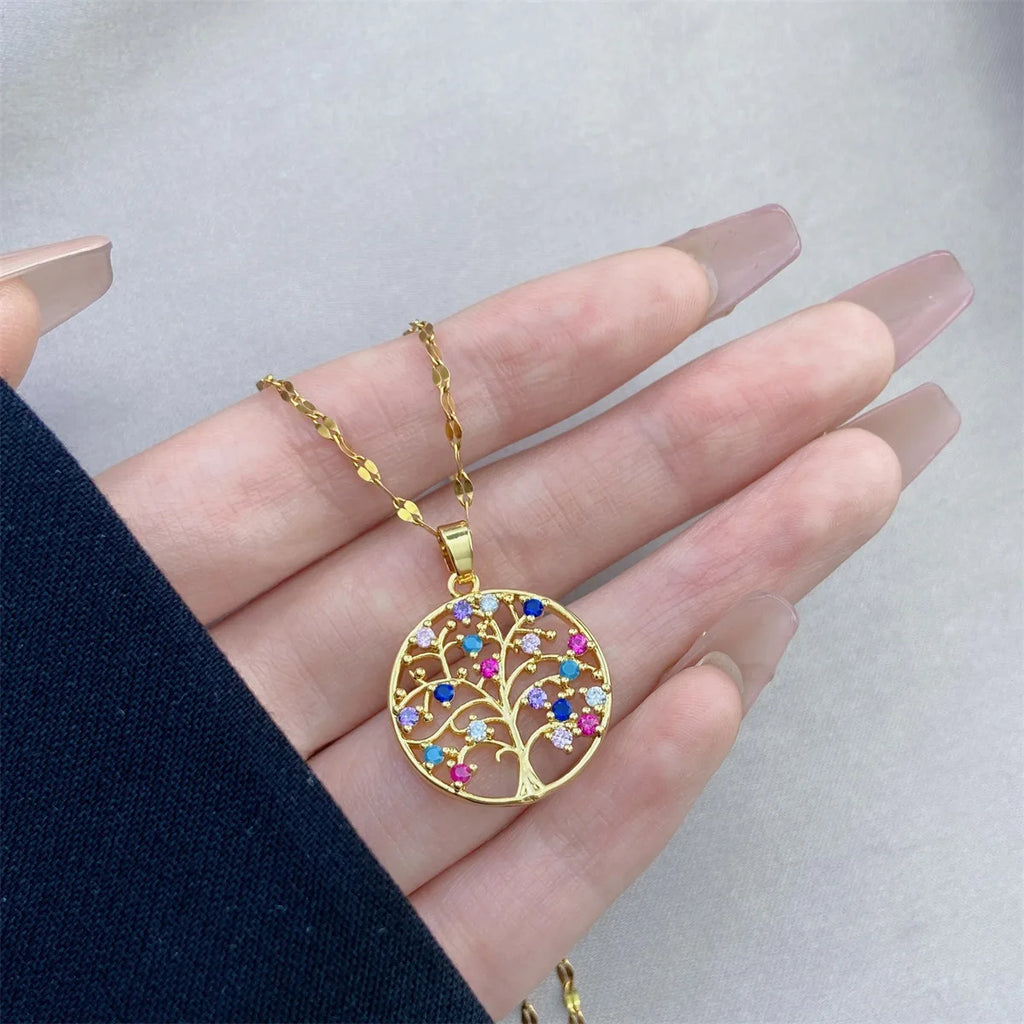 Collar con colgante de Árbol de la Vida con circonita multicolor