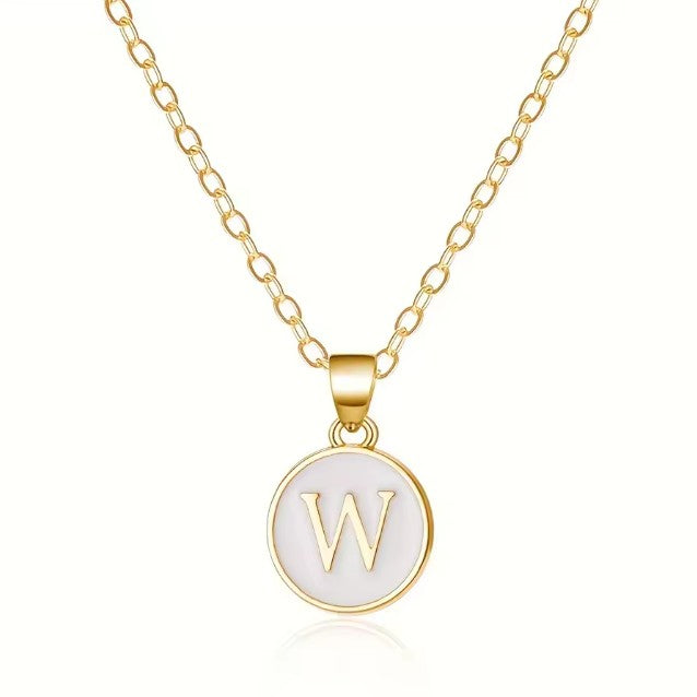 Collar con colgante blanco inicial - letra 