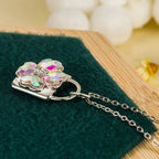 Collar con colgante de candado de trébol de cuatro hojas brillante