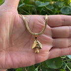 Collar con Colgante de Champiñón oro