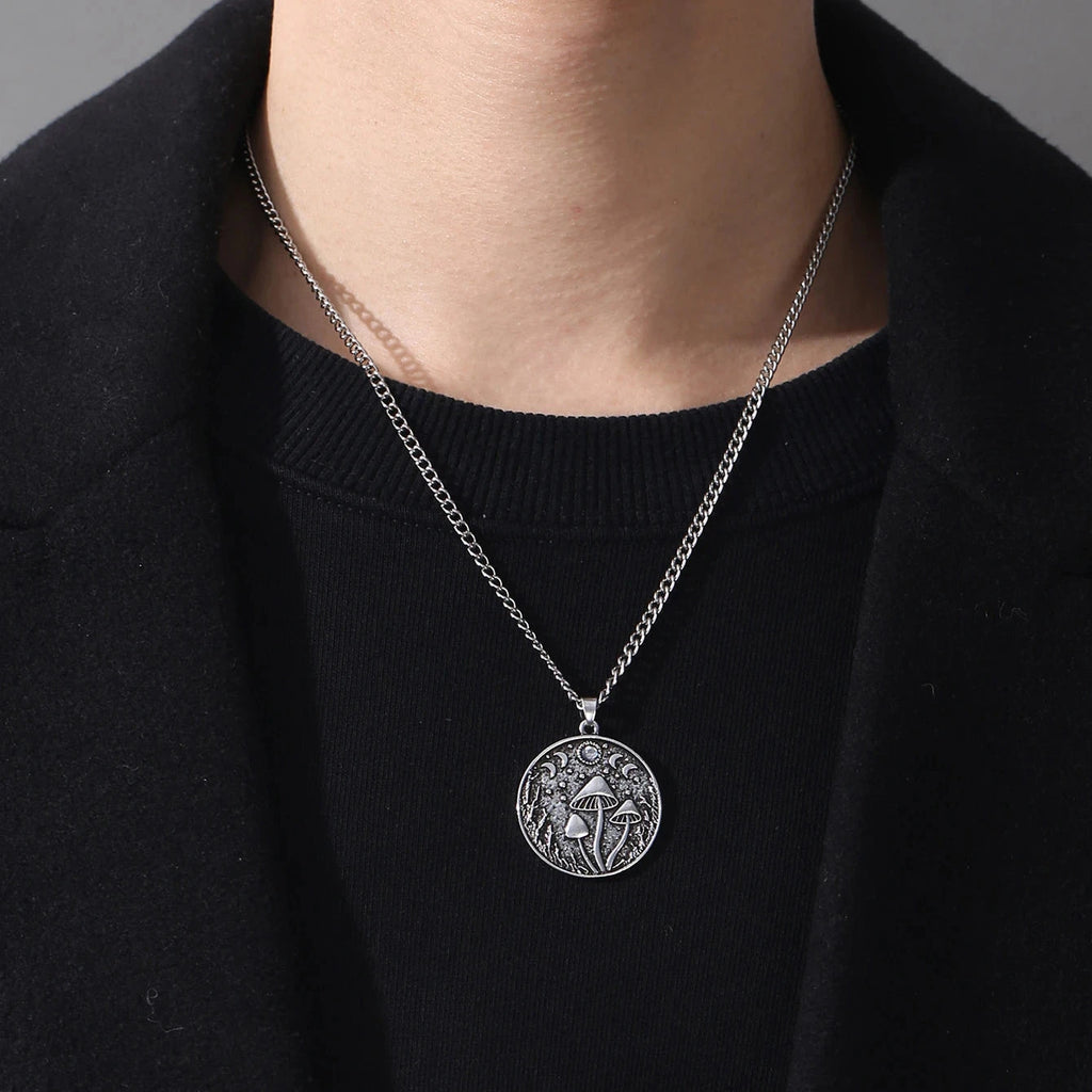 Collar con colgante de setas