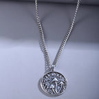 Collar con colgante de setas