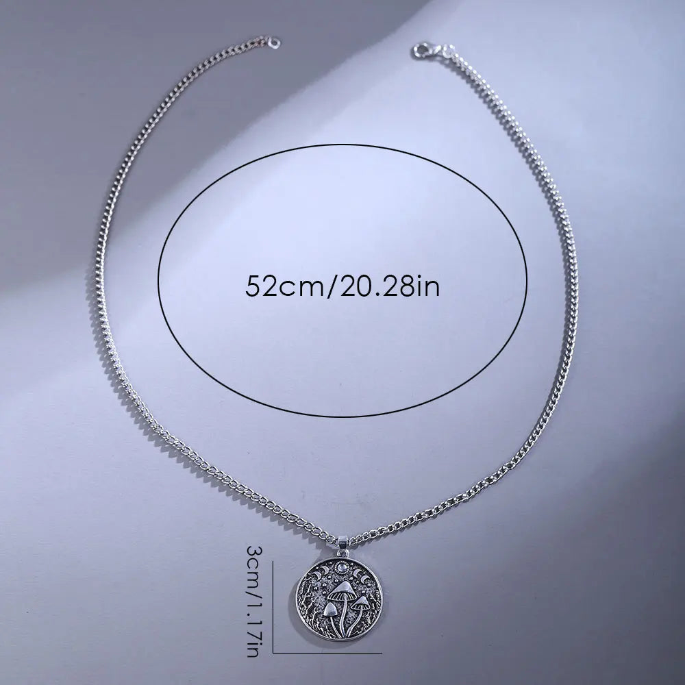 Collar con colgante de setas