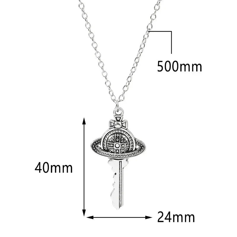 Collar con colgante llave del universo