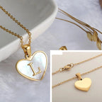 Collar con colgante de corazón blanco inicial