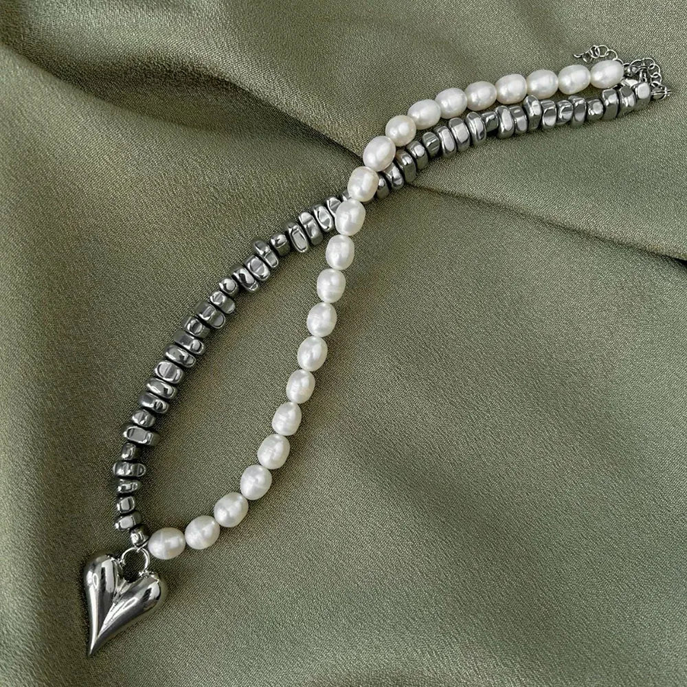 Collar con Colgante de Corazón C