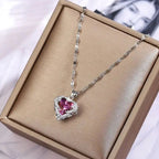 Collar con colgante de corazón de cristal plateado