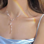 Collar con Colgante de Media Luna y Perlas