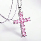 Collar con colgante de cruz con cristales cuadrados plata y rosa