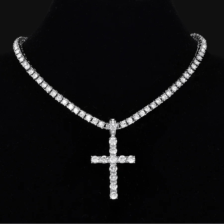 Collar con colgante de cruz brillo plateado o dorado plata