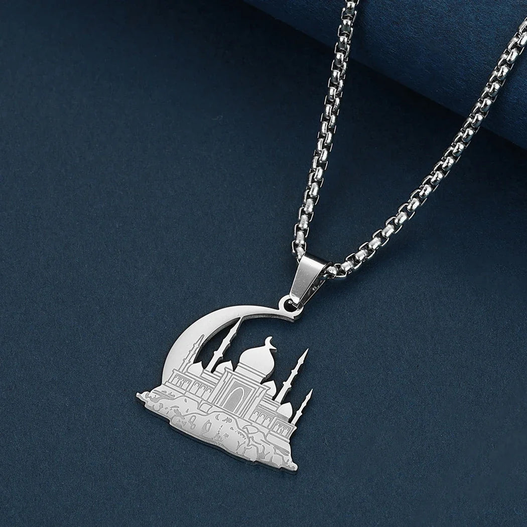 Collar con colgante de una mezquita sobre media luna árabe islámica musulmana de plata
