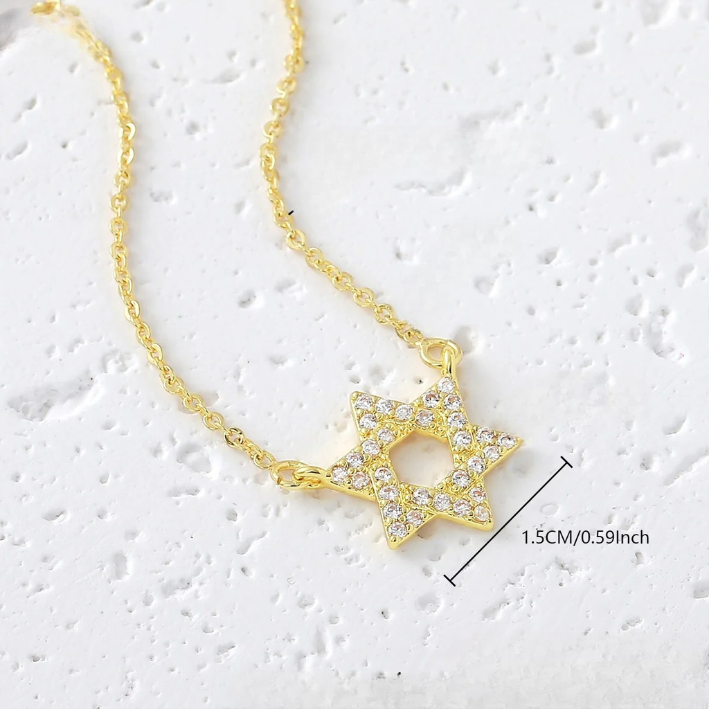 Collar con colgante de la <span data-glossary-id="etoile-de-david">estrella de David</span> en strass símbolo judío