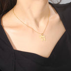 Collar con colgante de la letra hebrea Chai símbolo de vida judía oro