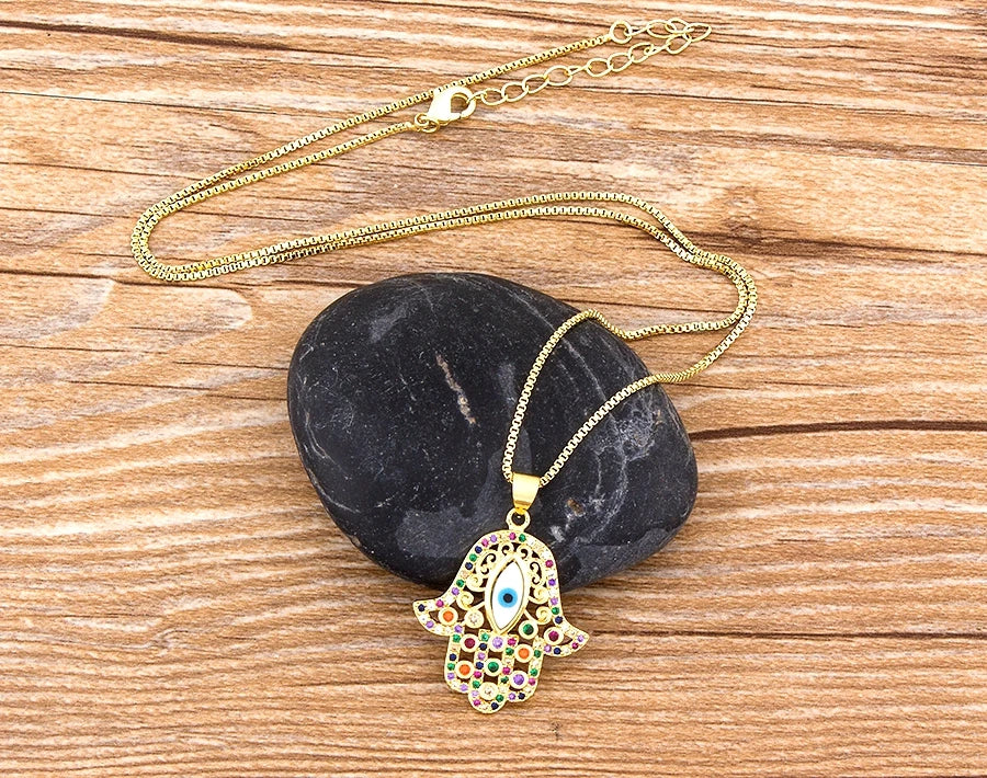 Collar con colgante de protección contra el mal de ojo y mano de Fatma multicolor 