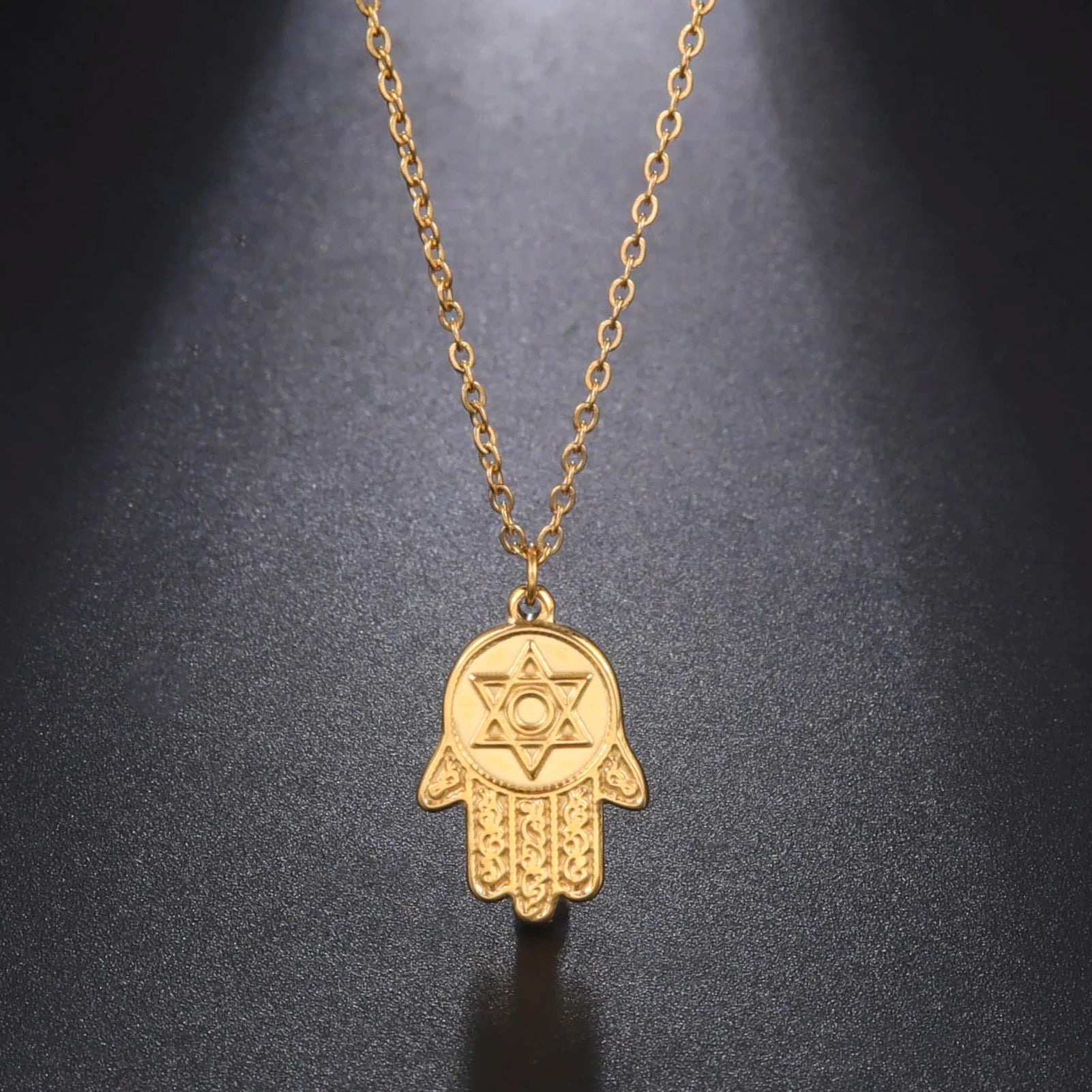 Collar con colgante de protección estrella de David y mano de Fátima judío oro