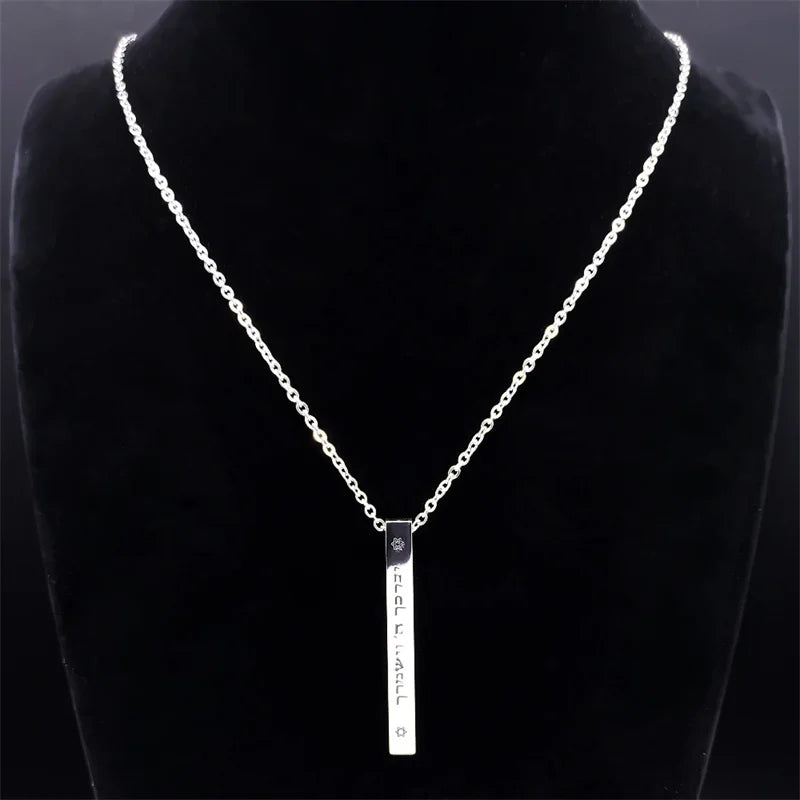 Collar con colgante de protección Mesuzah y letras hebreas judías en plata