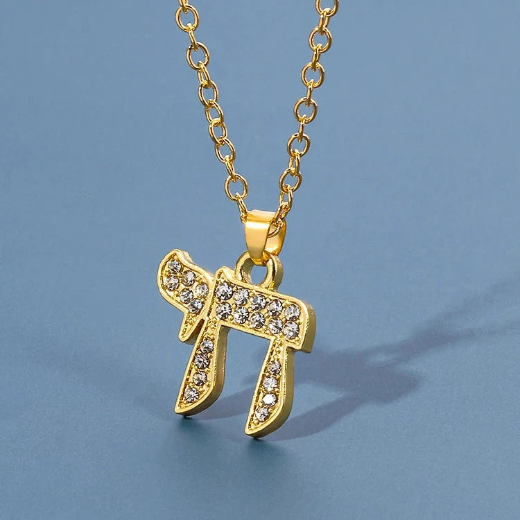 Collar con colgante de strass del símbolo de vida judía Chai oro