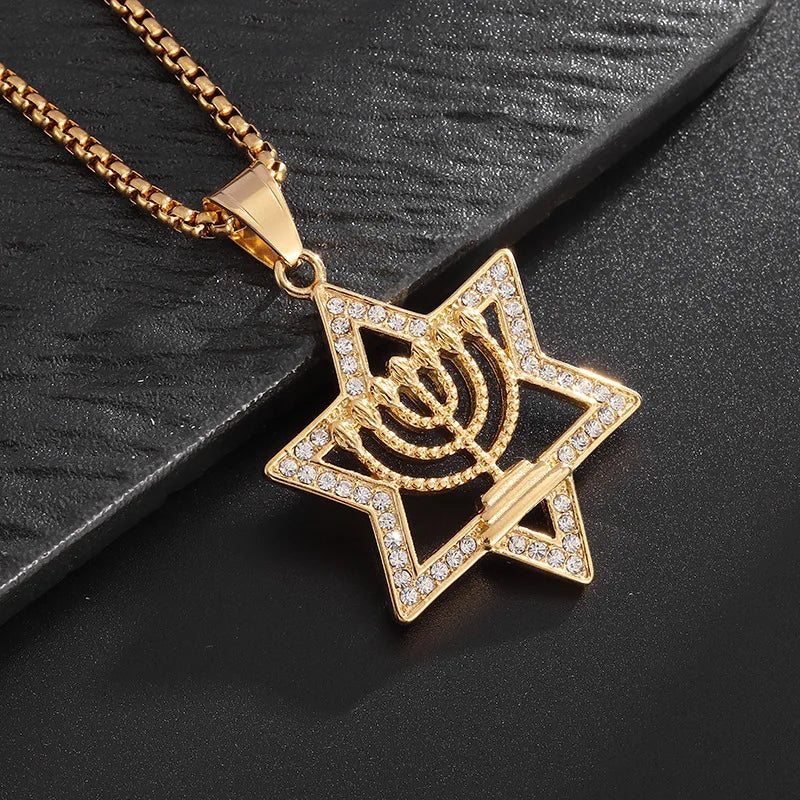 Collar con colgante de estrella de David y símbolo de la identidad judía Menorá oro