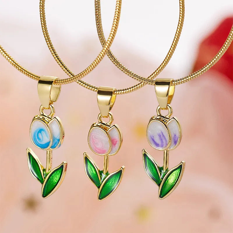 Collar con colgante de flor de tulipán en esmalte de color 