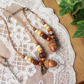Collar con Colgante de Borla de Madera Otoñal