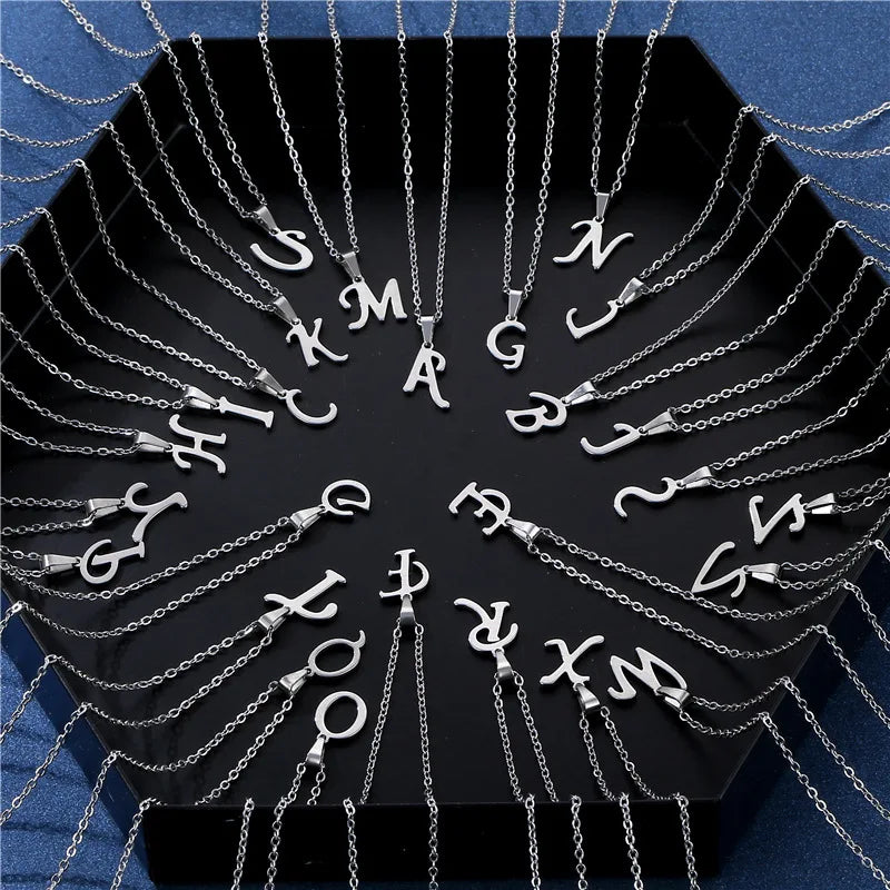 Collar personalizado con colgante de inicial