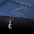 Collar personalizado con colgante de inicial e