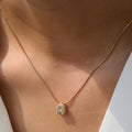 Collar con colgante de inicial con strass a