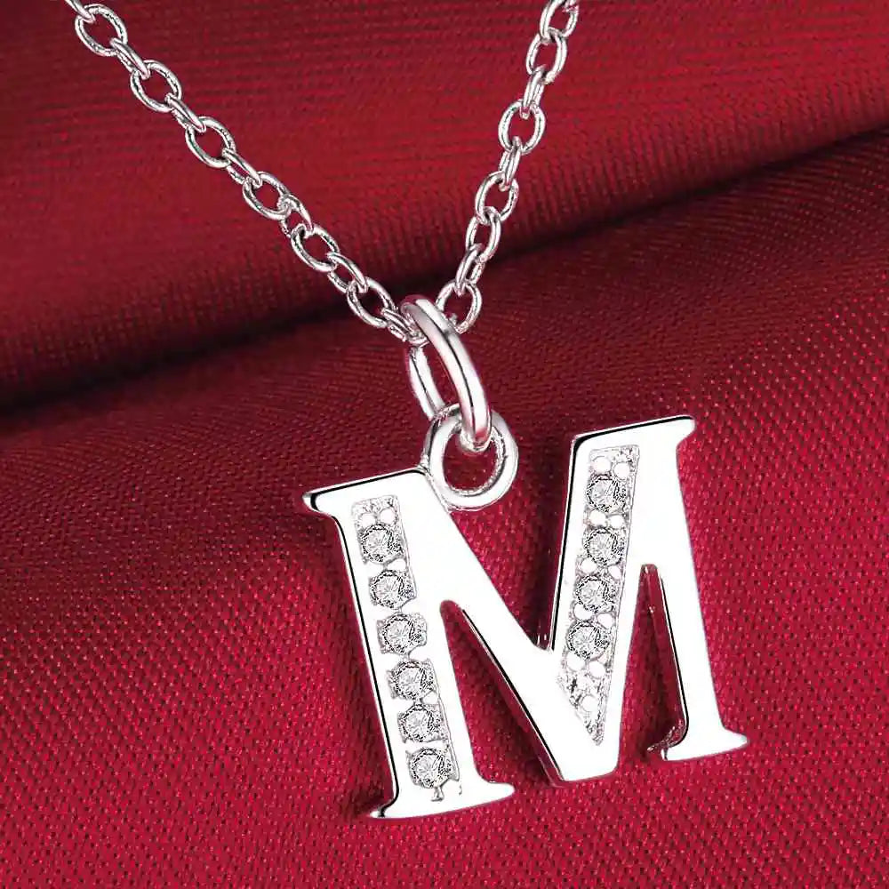 Collar largo con colgante inicial m